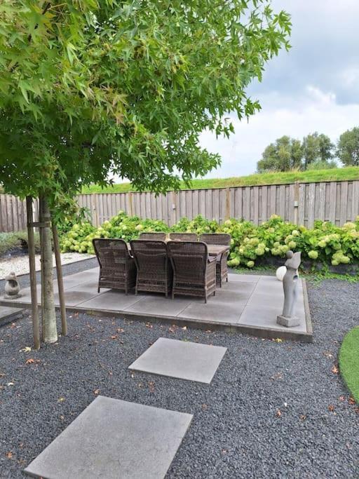 Family Wellness Lodge 4 Personen Zuid-Holland! Ooltgensplaat Extérieur photo
