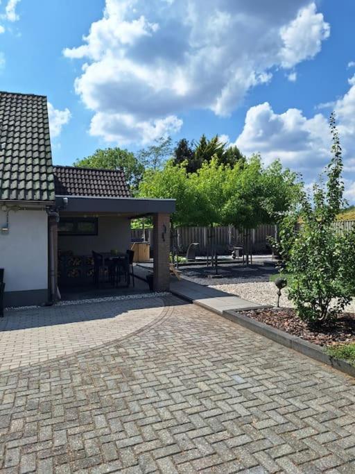 Family Wellness Lodge 4 Personen Zuid-Holland! Ooltgensplaat Extérieur photo